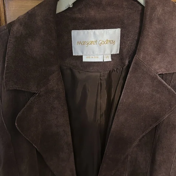 Margaret Godfrey. Women’s Chocolate Suede Blazer - Picture 5 of 8